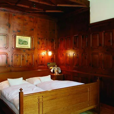 Hotel Solitude 4*